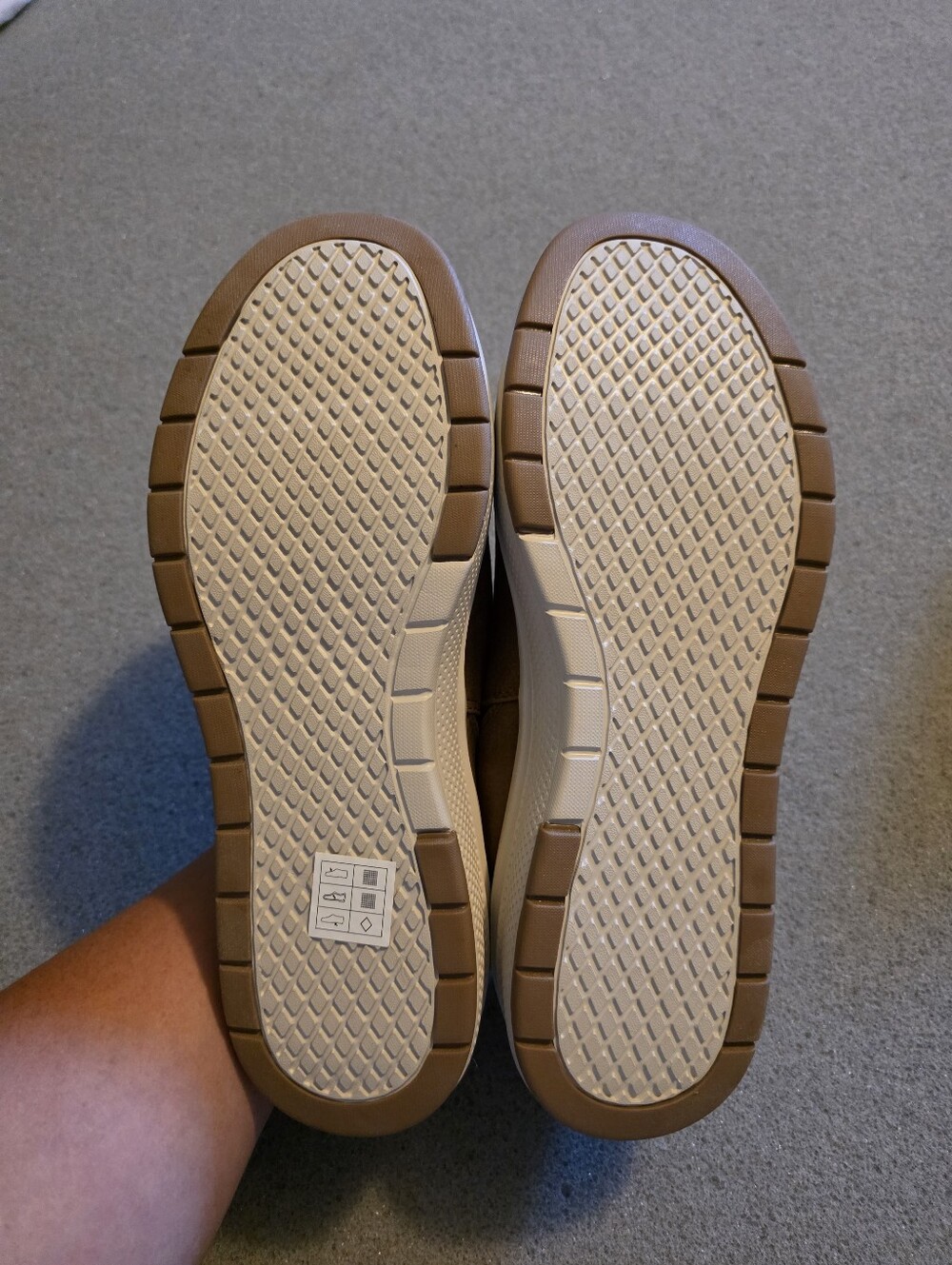 Women's Skecher Slip -In - Picture 4 of 4